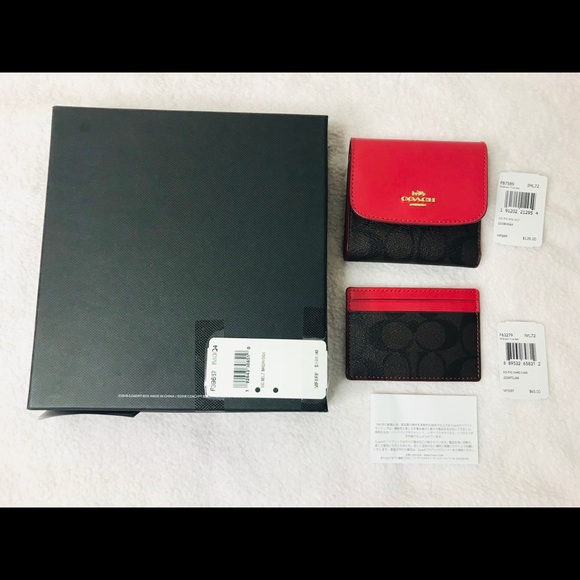 Coach Bundle - Picture 2 of 4